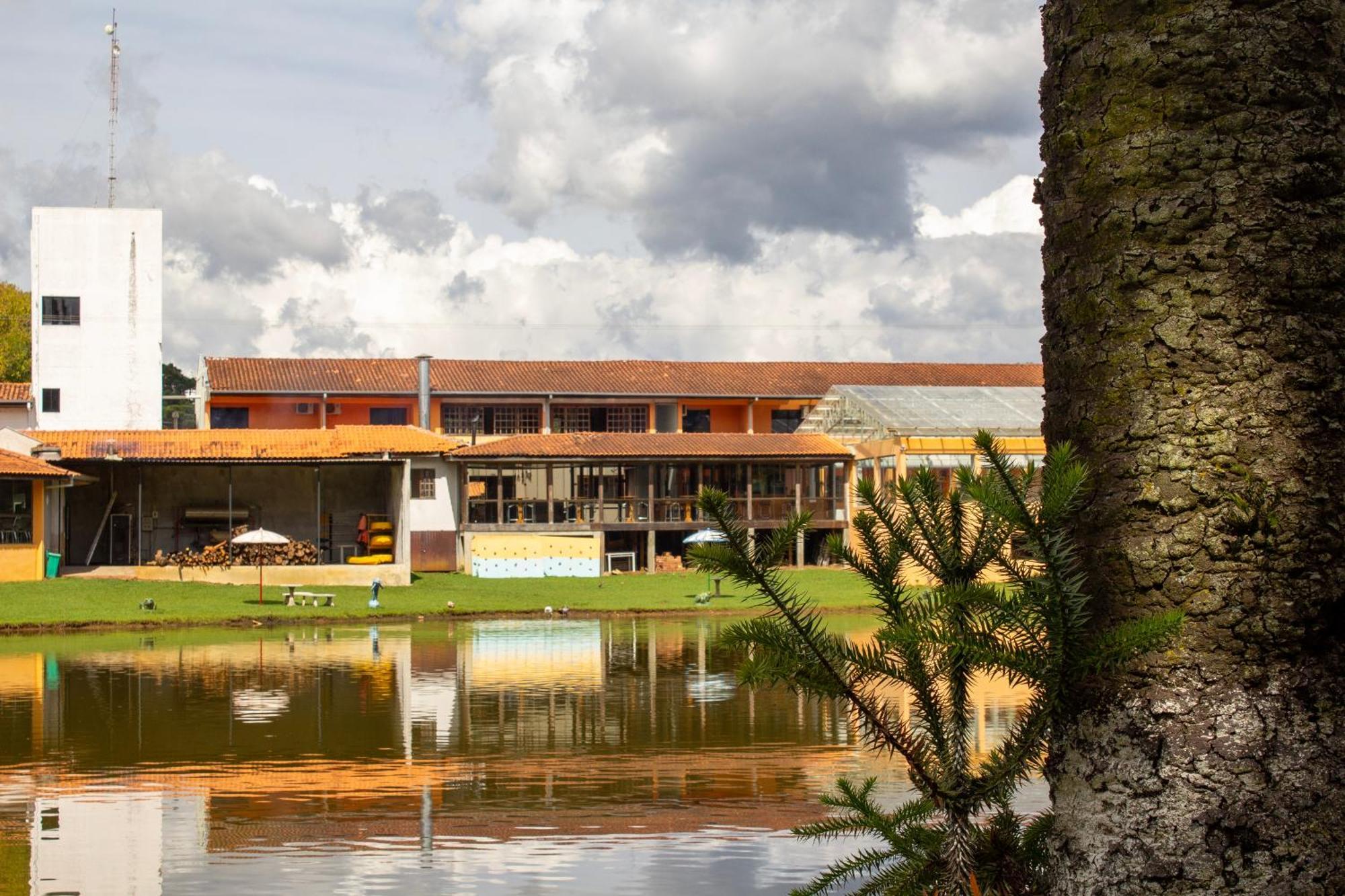 Goldmen Select Guarapuava Hotel Exterior photo